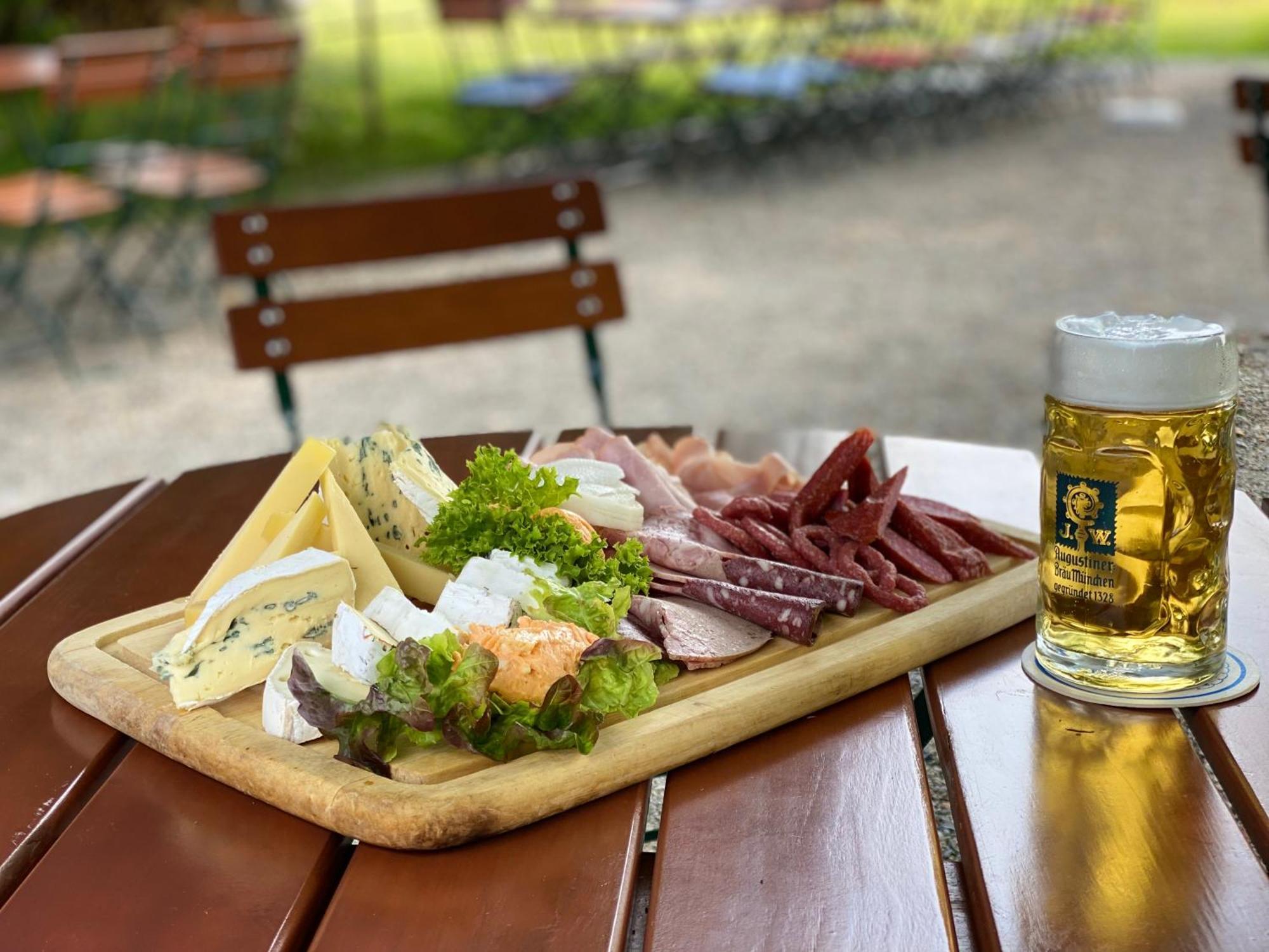 Zum Bayrischen Wirt Hotel Maierhöfen Buitenkant foto